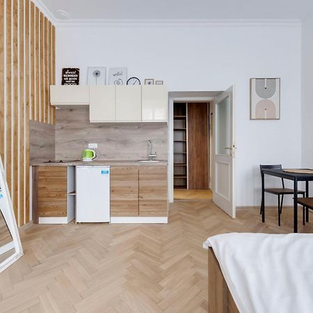 Vita Nejedleho Apartments Praga Esterno foto